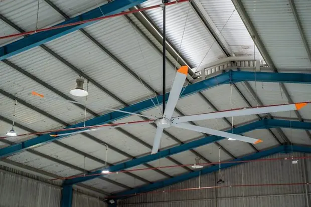 Lắp đặt quạt trần HVLS FANARO cho xưởng may công nghiệp